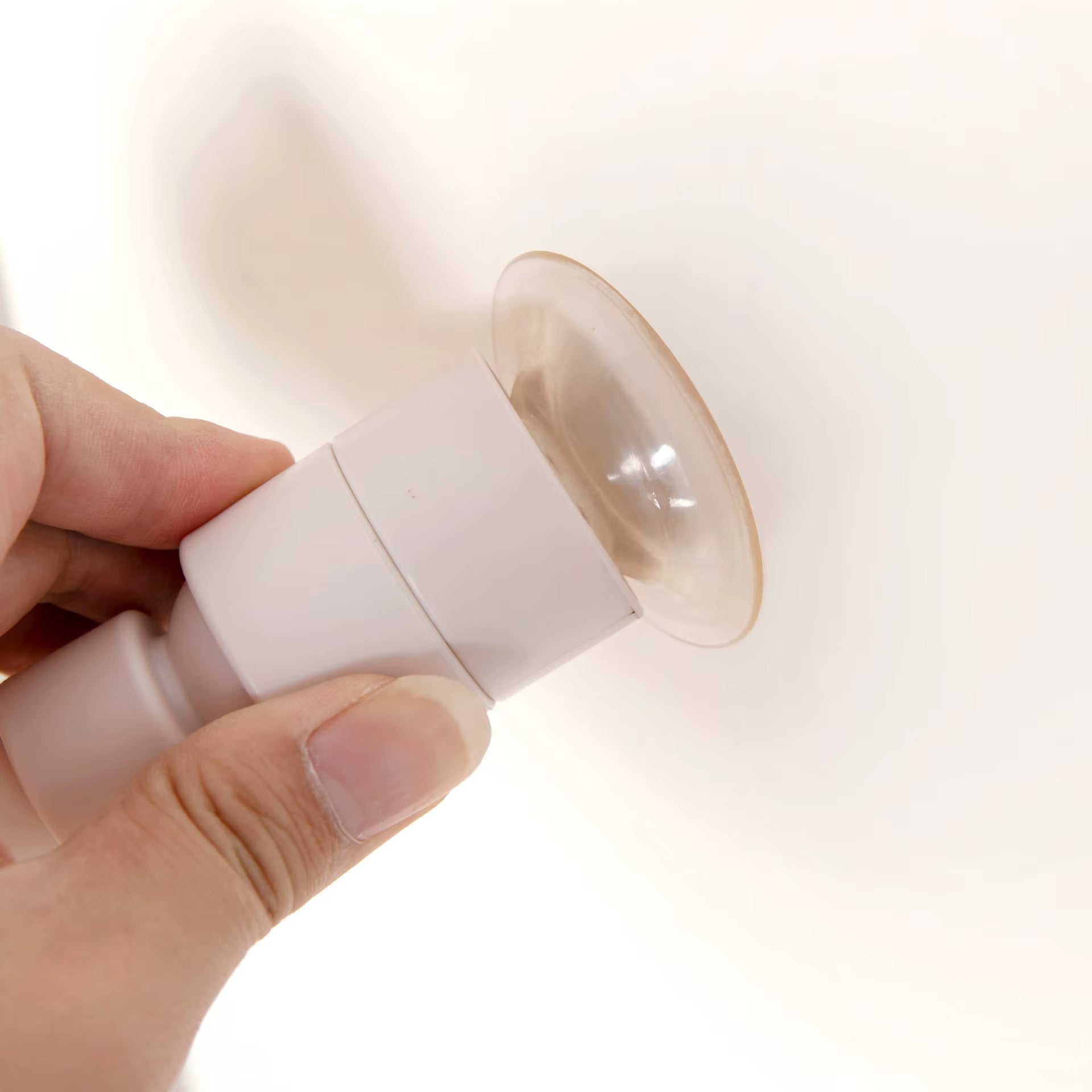 Electric Suction Cup Cat Toy Rotating Butterfly Flying Cat Self-Entertaining Toy